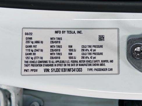 Used 2022 Tesla Model 3 Long Range AWD/4WD image 27