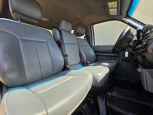 Used 2011 Ford F250 XL w/ XL Value Pkg AWD/4WD image 15