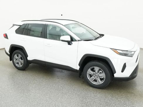 New 2025 Toyota RAV4 XLE image 77