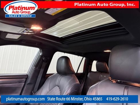 Used 2021 Toyota Highlander XSE FWD image 14