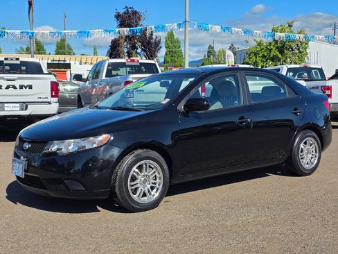 Used 2010 Kia Forte LX w/ Convenience Pkg FWD image 1