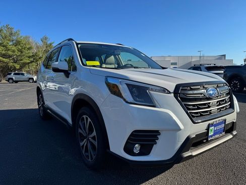 Used 2024 Subaru Forester Limited AWD/4WD image 3