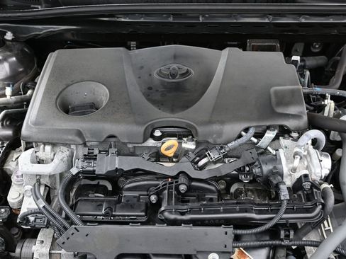 Used 2024 Toyota Camry SE image 35