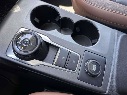Certified 2025 Ford Bronco Sport Outer Banks w/ Outer Banks Tech Package+ AWD/4WD image 28