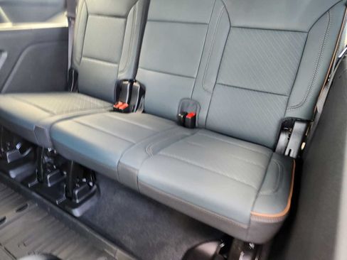 New 2026 GMC Yukon AT4 w/ AT4 Premium Plus Package AWD/4WD image 11