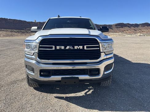 Used 2021 RAM 2500 Big Horn AWD/4WD image 9