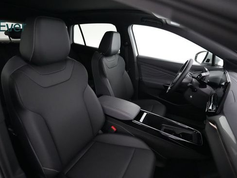 Used 2023 Volkswagen ID.4 Pro S AWD/4WD image 21