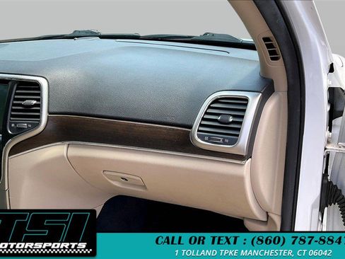 Used 2014 Jeep Grand Cherokee Limited AWD/4WD image 16