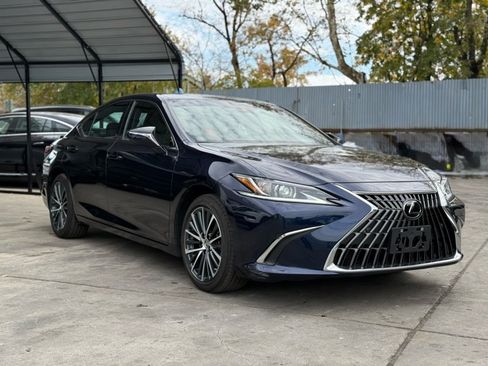 Used 2025 Lexus ES 300h w/ Premium Package image 1