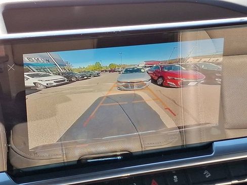 Certified 2023 GMC Sierra 1500 SLT w/ SLT Premium Package image 18