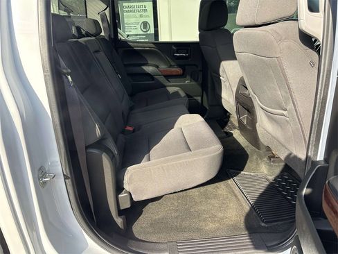 Used 2017 GMC Sierra 1500 SLE w/ SLE Value Package image 12