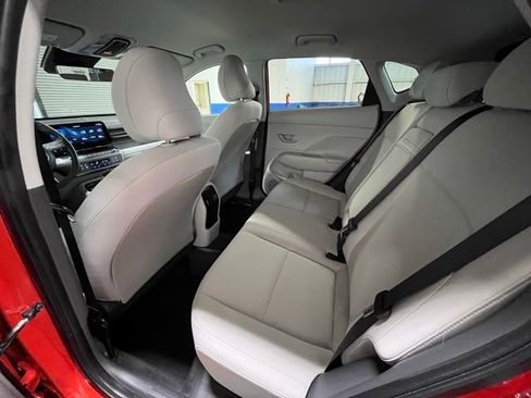 Used 2024 Hyundai Kona SEL image 15