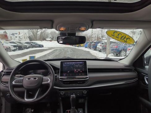 Used 2022 Jeep Compass Trailhawk w/ Trailhawk Elite Group image 23