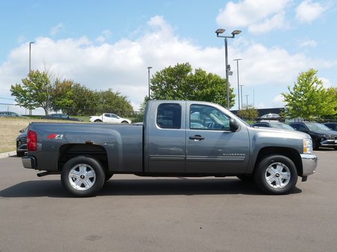 Used 2011 Chevrolet Silverado 1500 LT w/ All-Star Edition AWD/4WD image 5