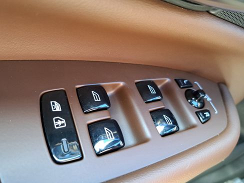 Used 2023 Volvo XC90 T8 Core w/ Protection Package Premier image 22