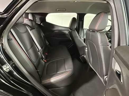 Used 2027 Chevrolet Bolt RS FWD image 30