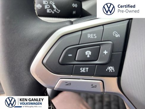 Used 2024 Volkswagen Taos SE w/ Panoramic Sunroof Package AWD/4WD image 21