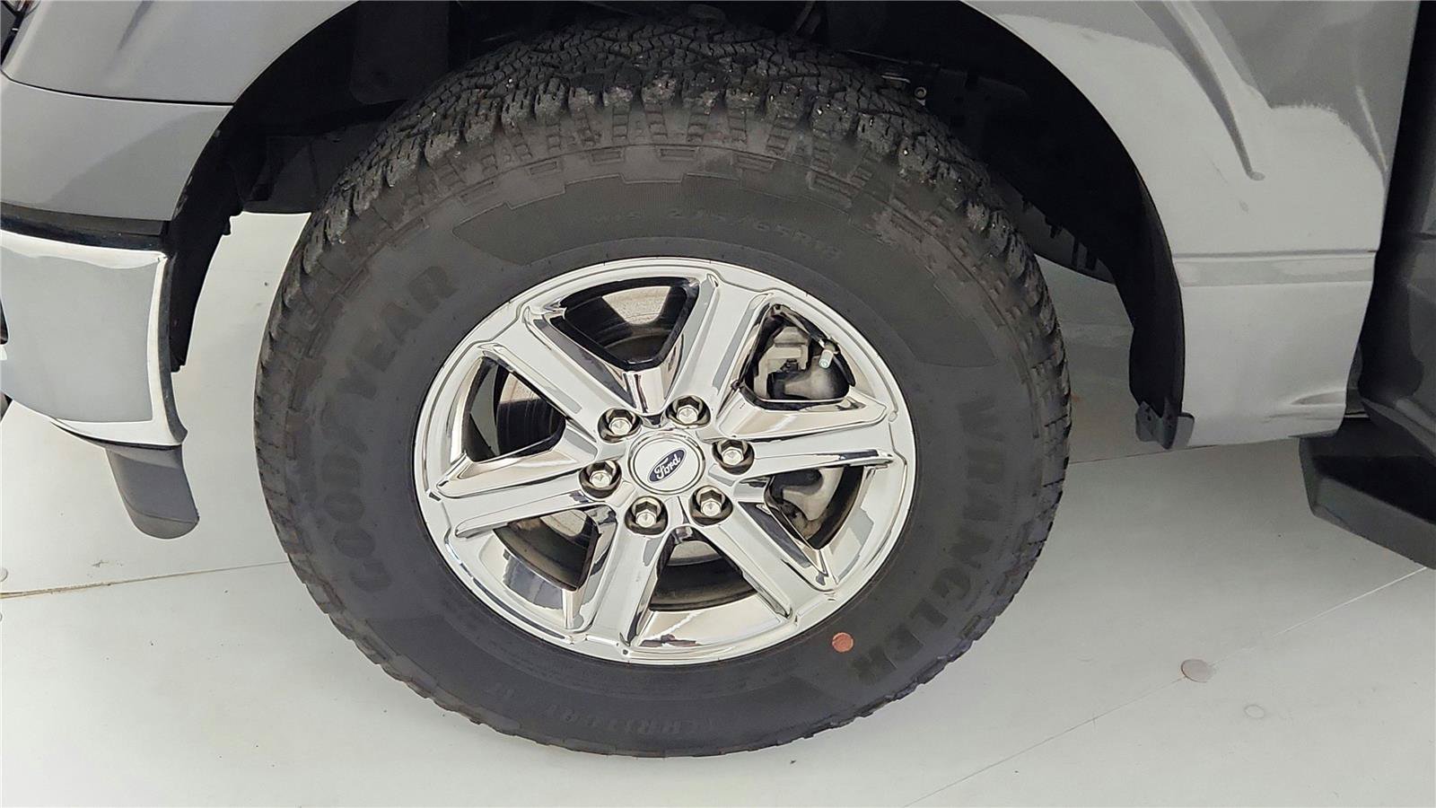 Used 2025 Ford F150 XLT w/ Equipment Group 301A Standard AWD/4WD image 18