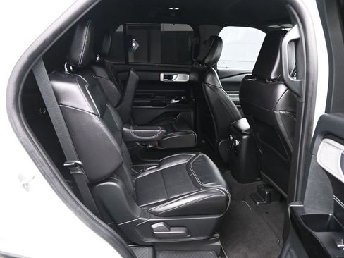 Used 2023 Ford Explorer ST w/ Equipment Group 401A image 15