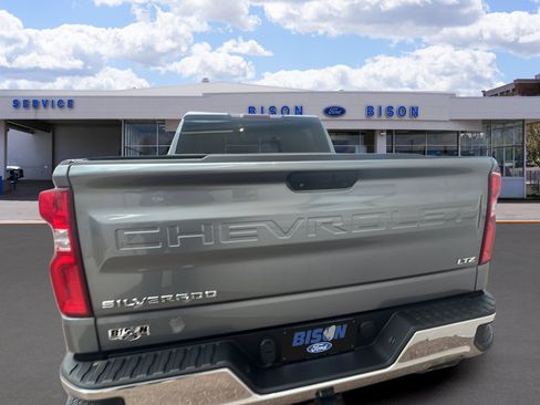 Used 2019 Chevrolet Silverado 1500 LTZ image 4