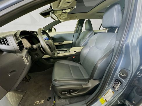 Used 2023 Lexus RZ 450e Premium w/ Technology Package image 13