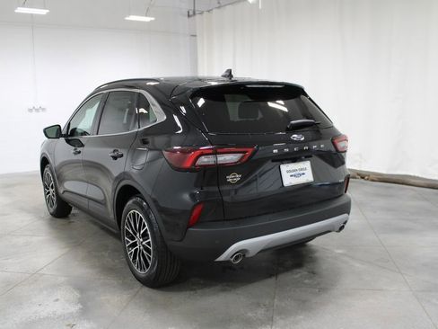 New 2025 Ford Escape SE w/ PHEV Premium Package image 7