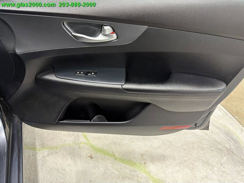 Used 2021 Kia Forte Sedan FWD image 26