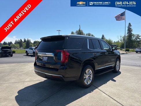 Used 2024 GMC Yukon SLT w/ SLT Luxury Package AWD/4WD image 5