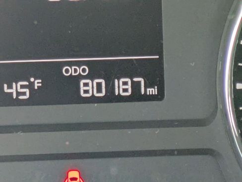 Used 2018 Kia Forte LX image 11