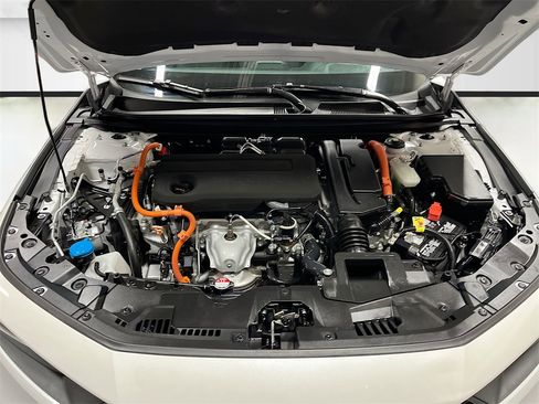 Used 2025 Honda Accord Sport image 30