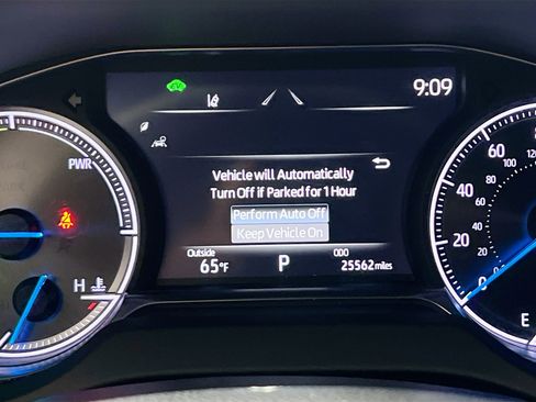 Used 2024 Toyota Venza Nightshade AWD/4WD image 23