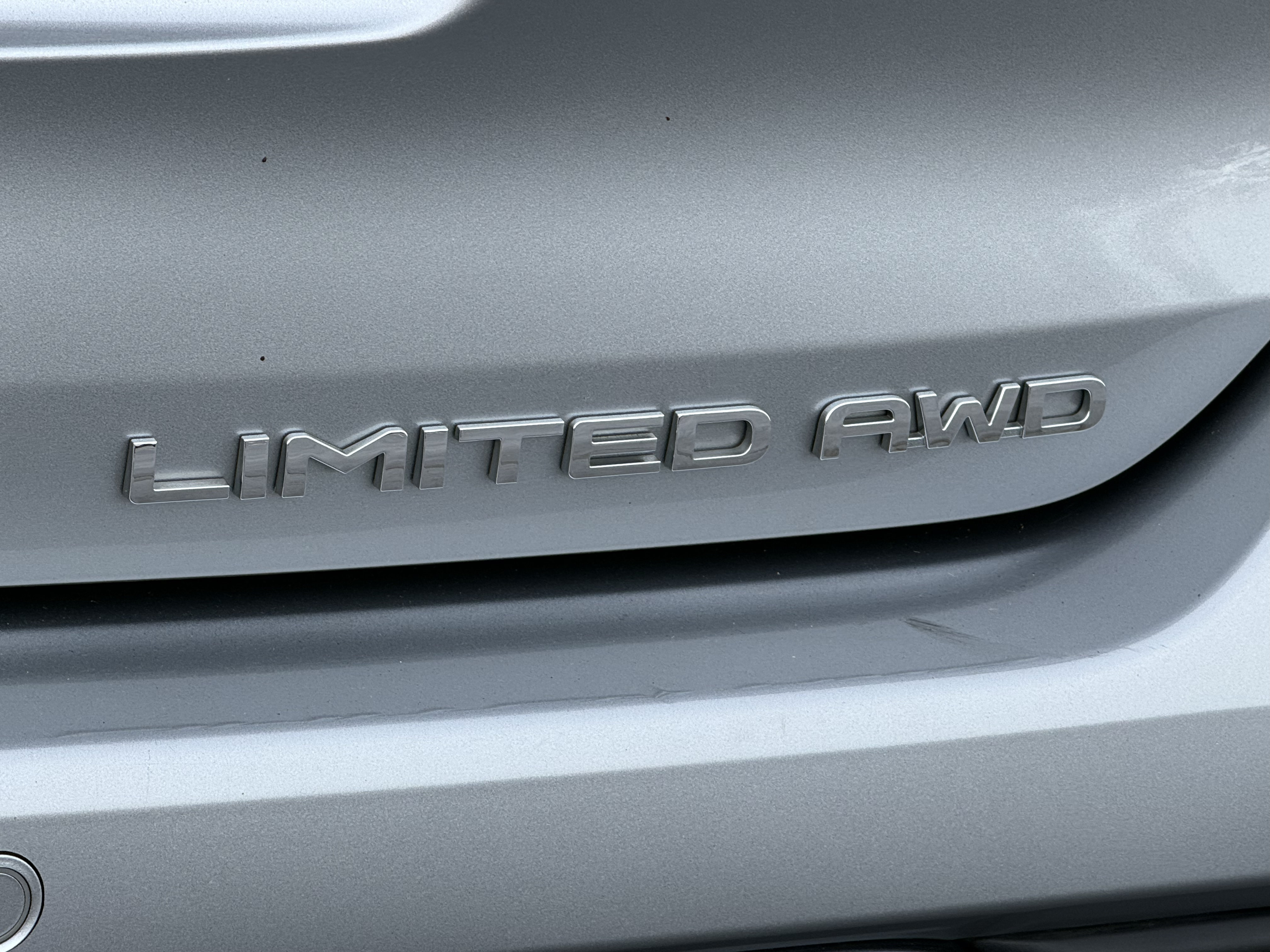 Used 2024 Toyota Highlander Limited AWD/4WD image 12
