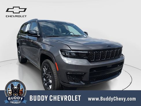 Used 2025 Jeep Grand Cherokee L Summit AWD/4WD image 1