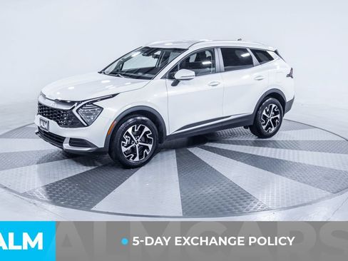 Used 2024 Kia Sportage EX AWD/4WD image 3