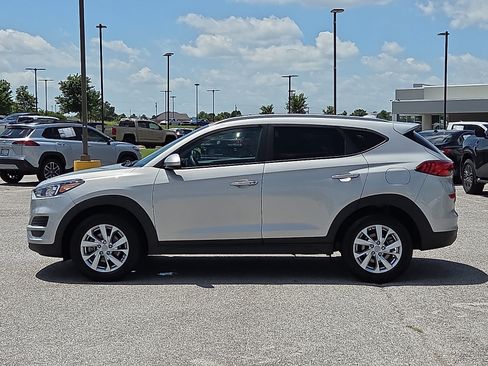 Used 2021 Hyundai Tucson Value FWD image 3