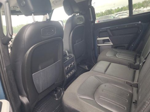 Used 2020 Land Rover Defender 110 SE AWD/4WD image 5