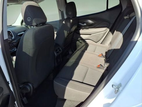 Used 2023 GMC Terrain SLE FWD image 12