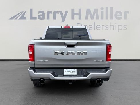 Used 2025 RAM 1500 Laramie w/ Sport Appearance Package AWD/4WD image 5