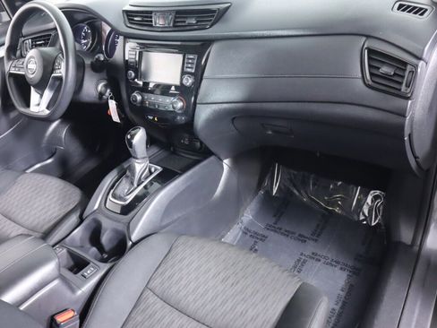 Used 2019 Nissan Rogue AWD image 39