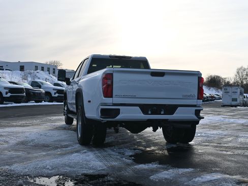 New 2026 Chevrolet Silverado 3500 High Country w/ High Country Premium Package image 6