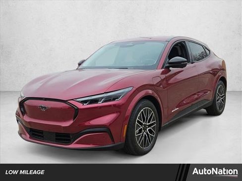 Used 2025 Ford Mustang Mach-E Premium image 1