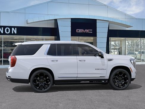 New 2026 GMC Yukon Denali w/ Denali Reserve Package AWD/4WD image 5
