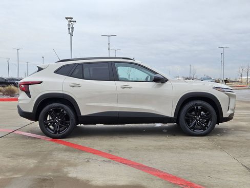 New 2026 Chevrolet Trax ACTIV w/ Sunroof Package image 7
