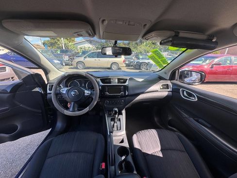 Used 2016 Nissan Sentra SV FWD image 9