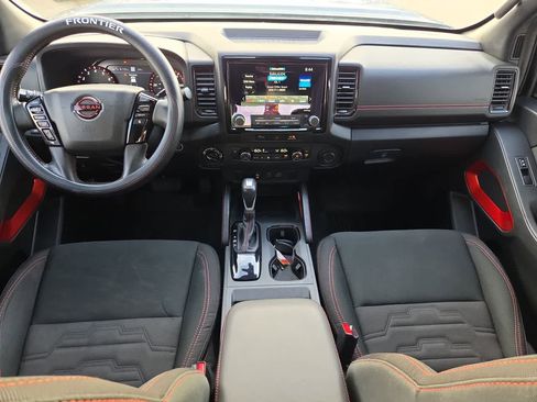 Used 2024 Nissan Frontier PRO-4X w/ Technology Package AWD/4WD image 18
