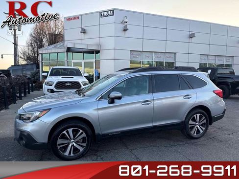Used 2018 Subaru Outback 2.5i Limited image 1