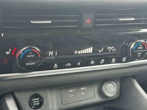 Used 2026 Nissan Rogue SL image 22