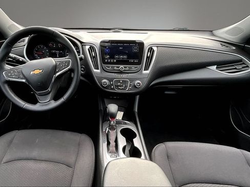 Used 2024 Chevrolet Malibu RS FWD image 7