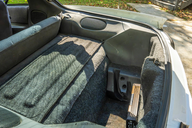 Used 1998 Chevrolet Camaro Z28 w/ Preferred Equipment Group 2 RWD image 92