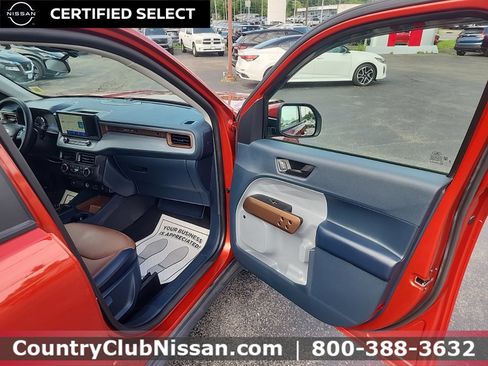 Used 2023 Ford Maverick Lariat w/ Lariat Luxury Package AWD/4WD image 29